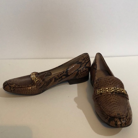 Tory Burch Gemini Link Snake Embossed Loafers NEW - Picture 1 of 8
